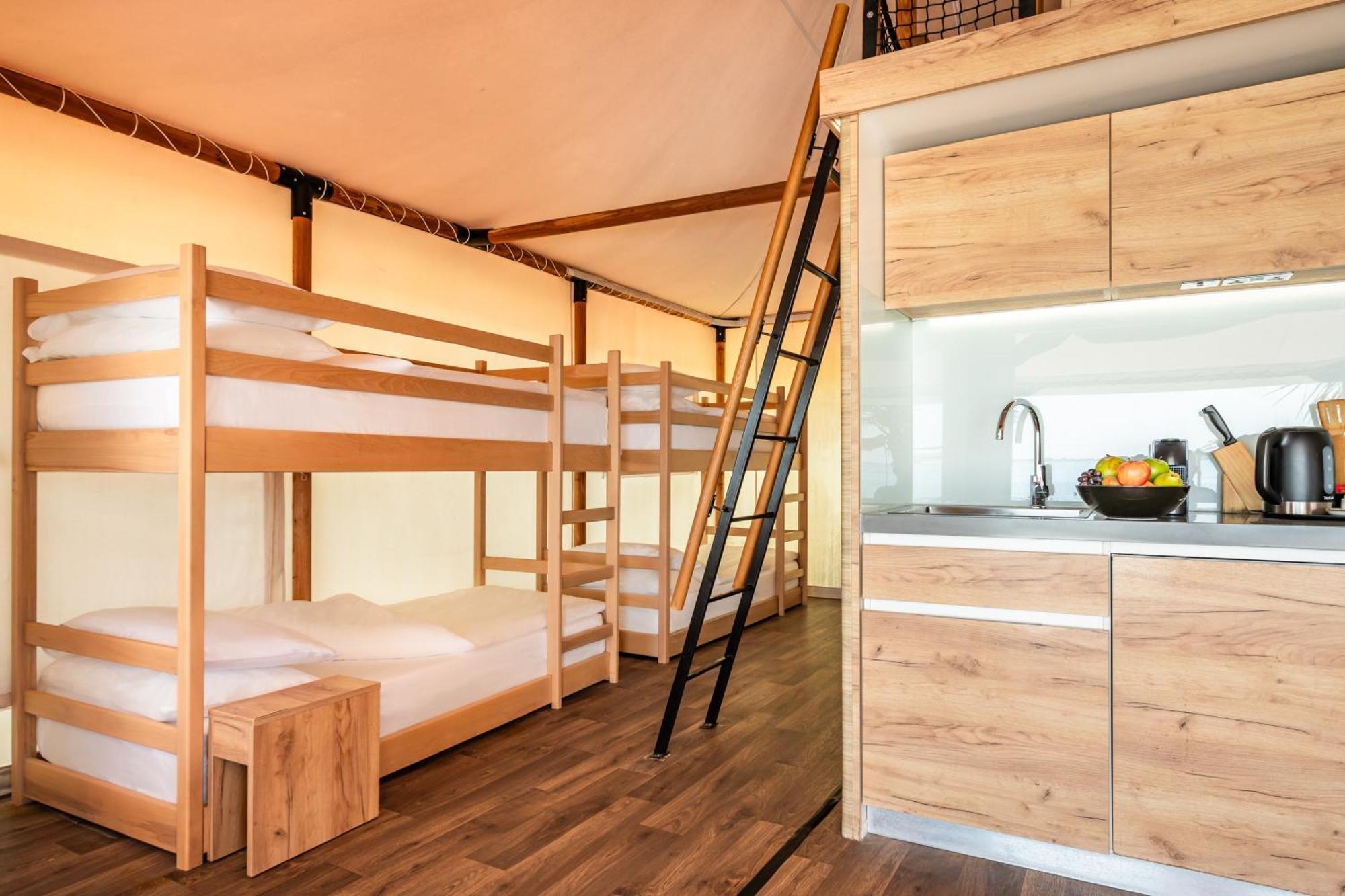 Bab Al Nojoum Hudayriyat Camp Hotel Abu Dhabi Ngoại thất bức ảnh